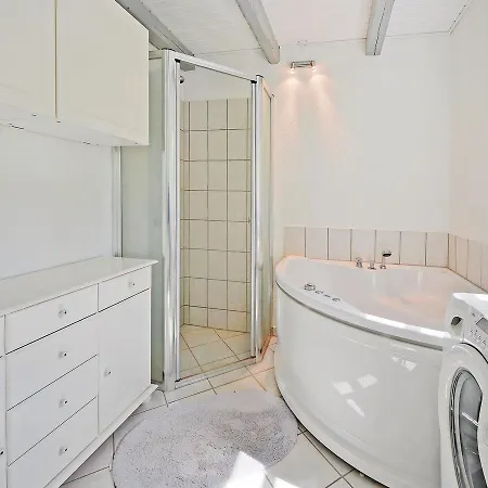 Two-bedroom Holiday In Tatil Evi *